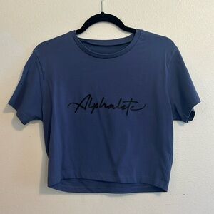 ALPHALETE Lifestyle Fit Short sleeve Crop Top Tshirt